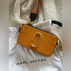 Marc Jacobs Leather Snapshot Crossbody bag